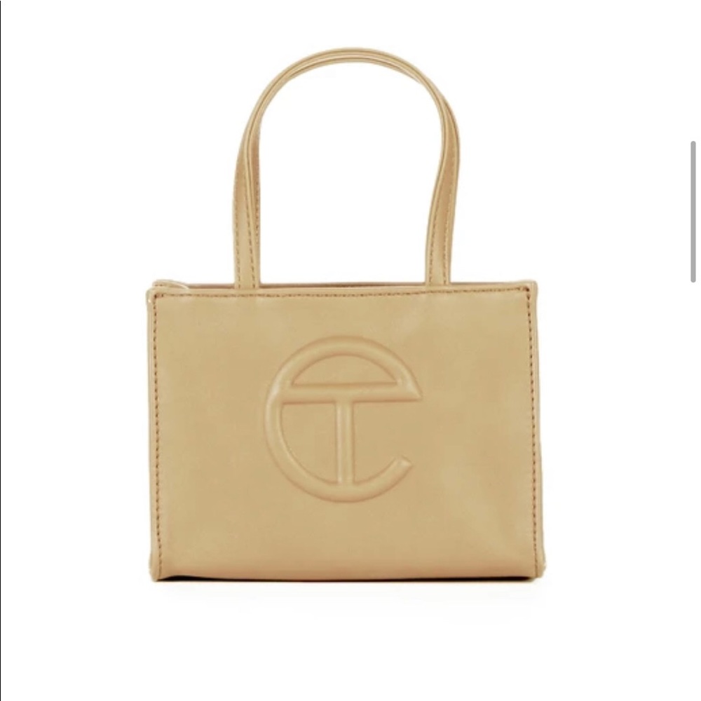 ⛔️SOLD⛔️Brand New Telfar bag in cream size small